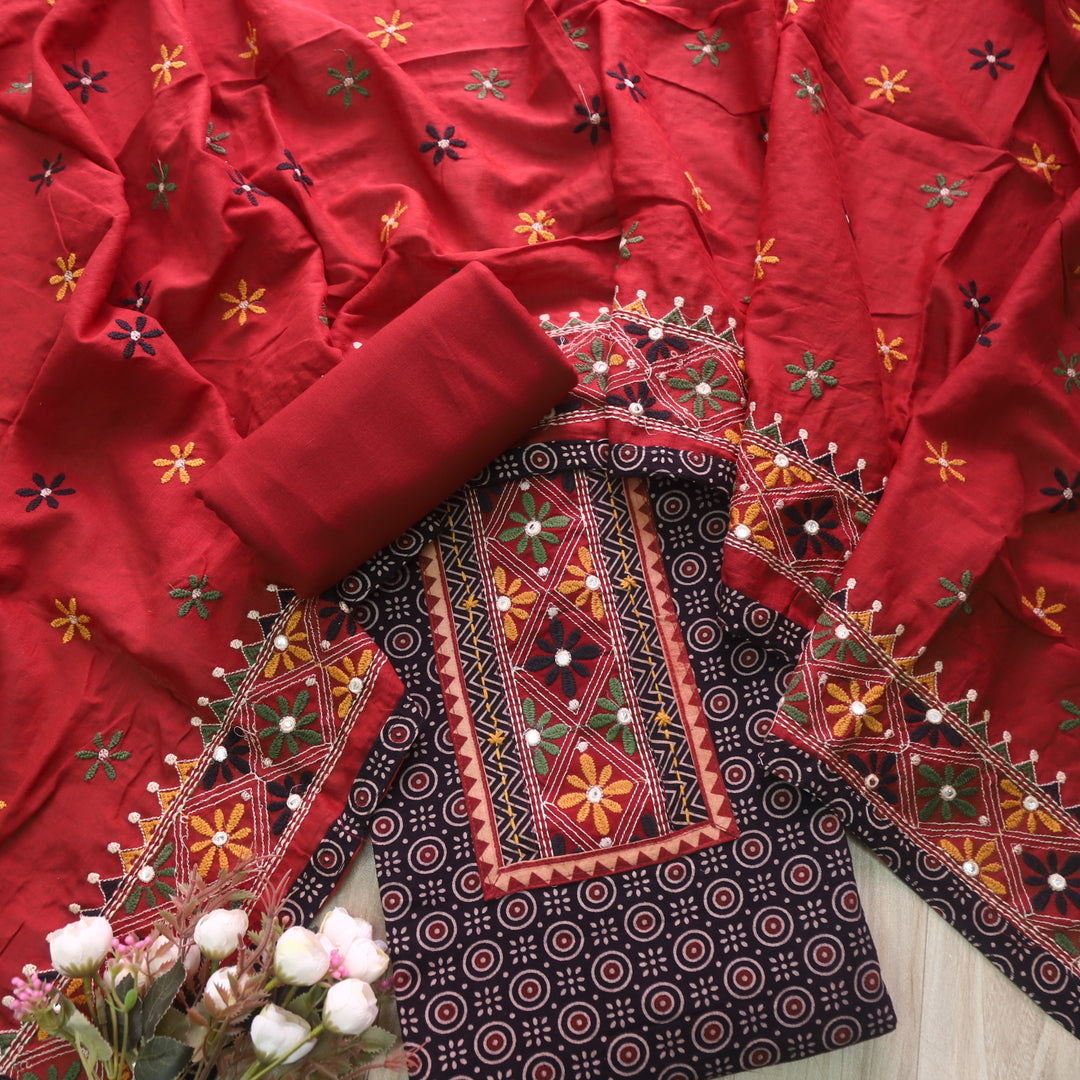 Pardesiya Moon Black Kutch Patch Neck Work Cotton Suit Set