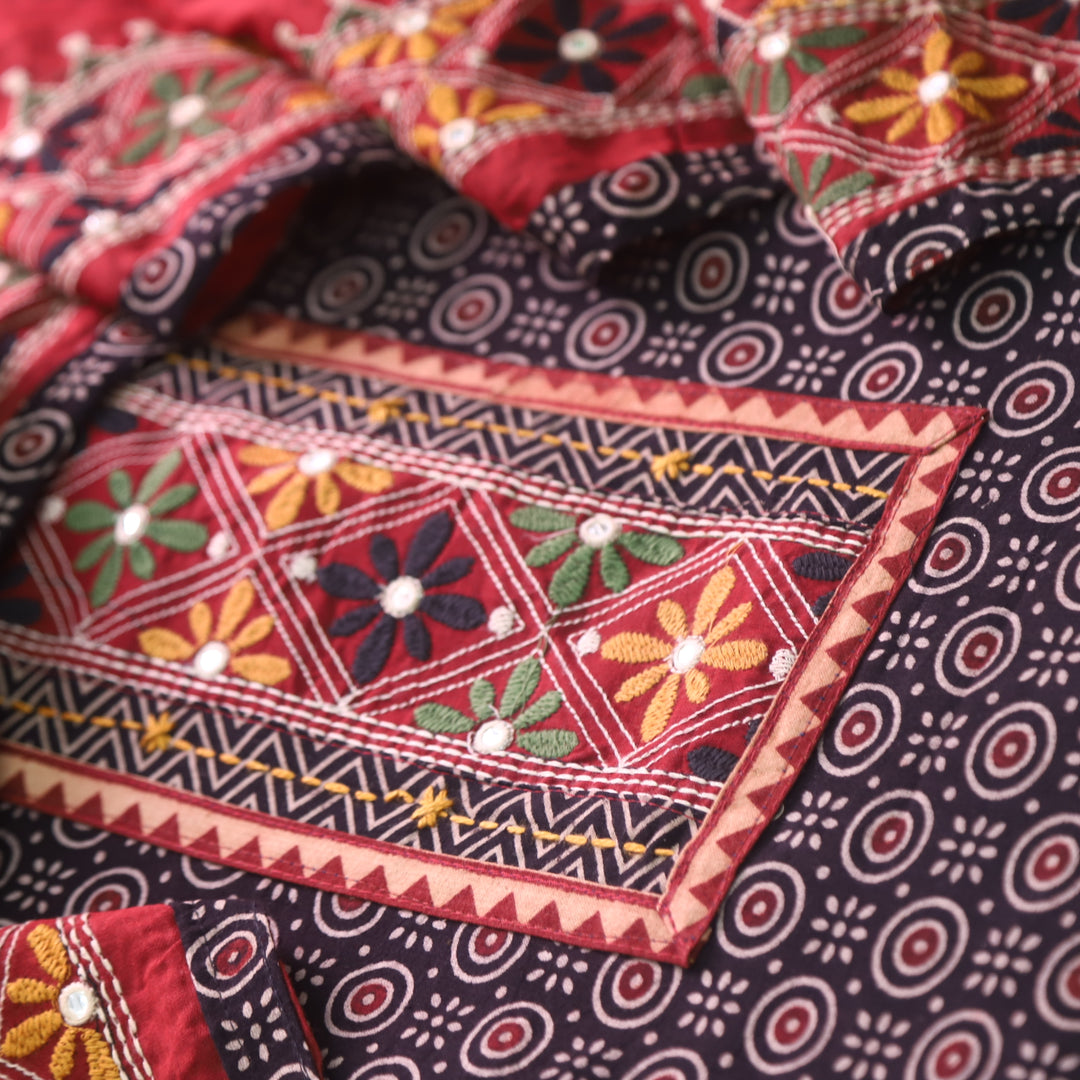 Pardesiya Moon Black Kutch Patch Neck Work Cotton Suit Set
