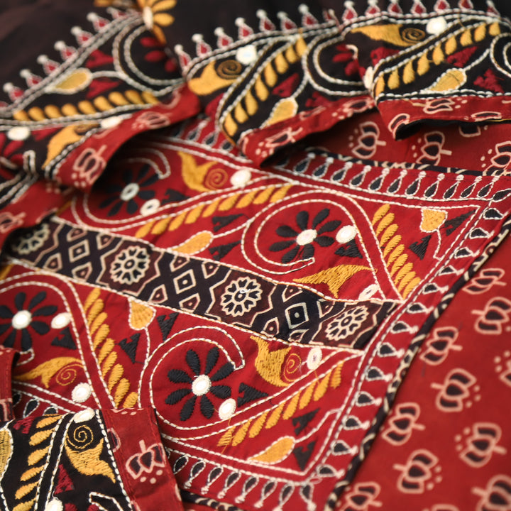 Pardesiya Jam Red Kutch Patch Neck Work Printed Cotton Suit Set