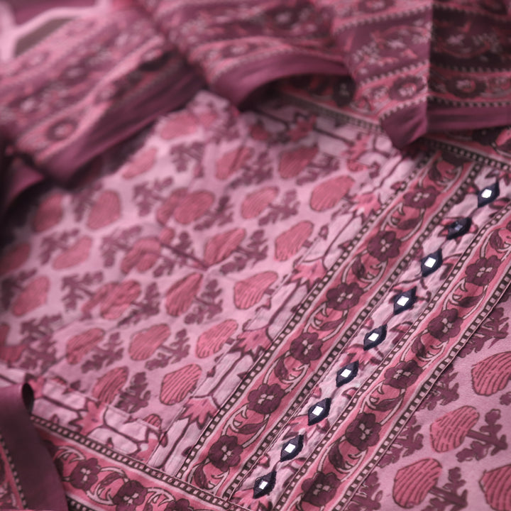 Rivva Mauve Pink Mirror in Round Neck Ajrak Printed Cotton Suit Set