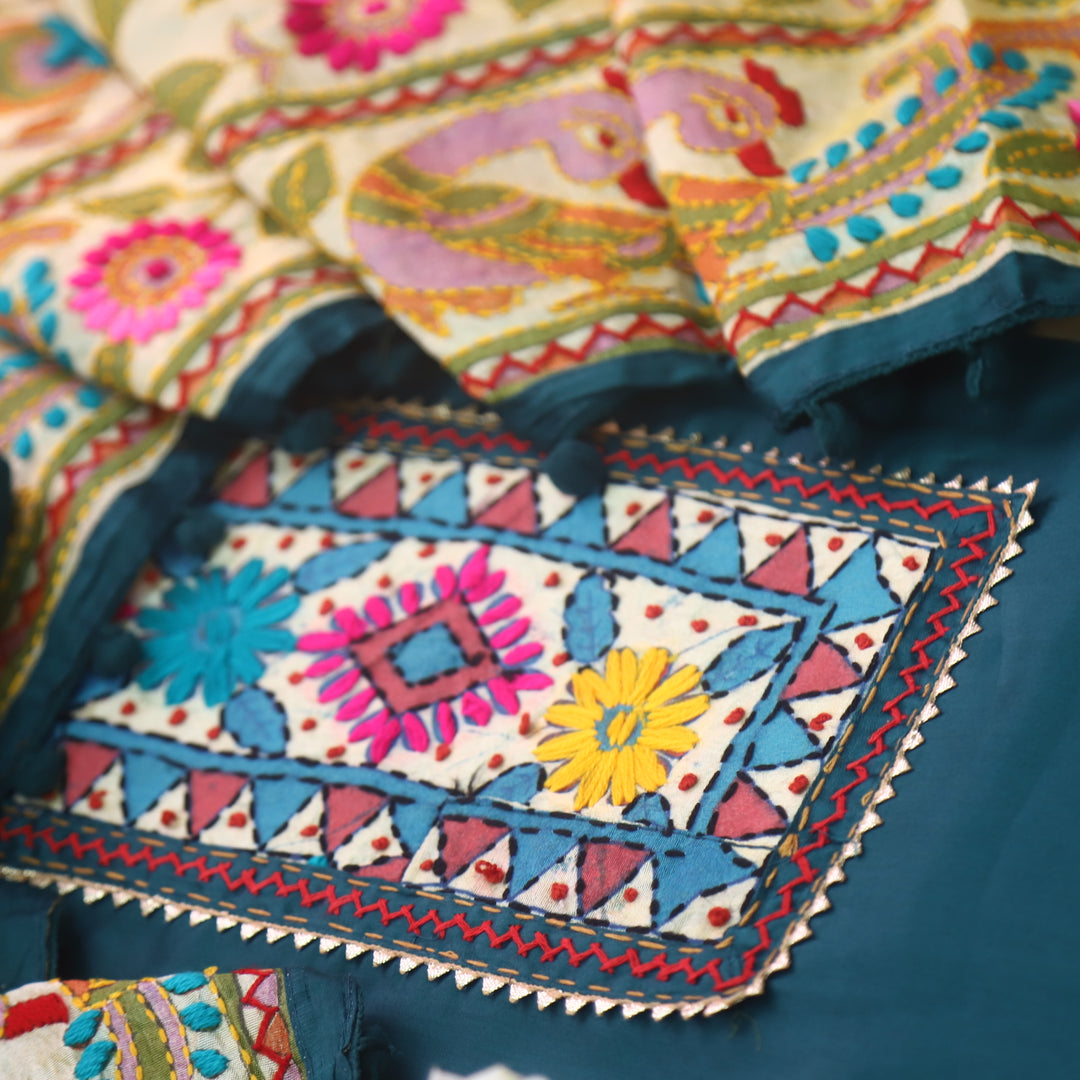 Kudiya Cerulean Blue Phulkari Glazed Cotton Top With Art Silk Dupatta