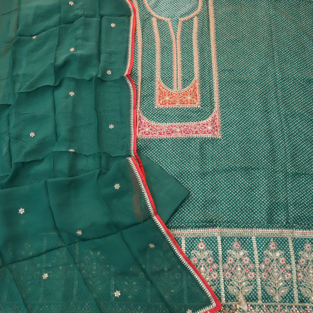 Manzeel Emerald Green Zari Work Neck Bandani Printed Muslin Suit Set