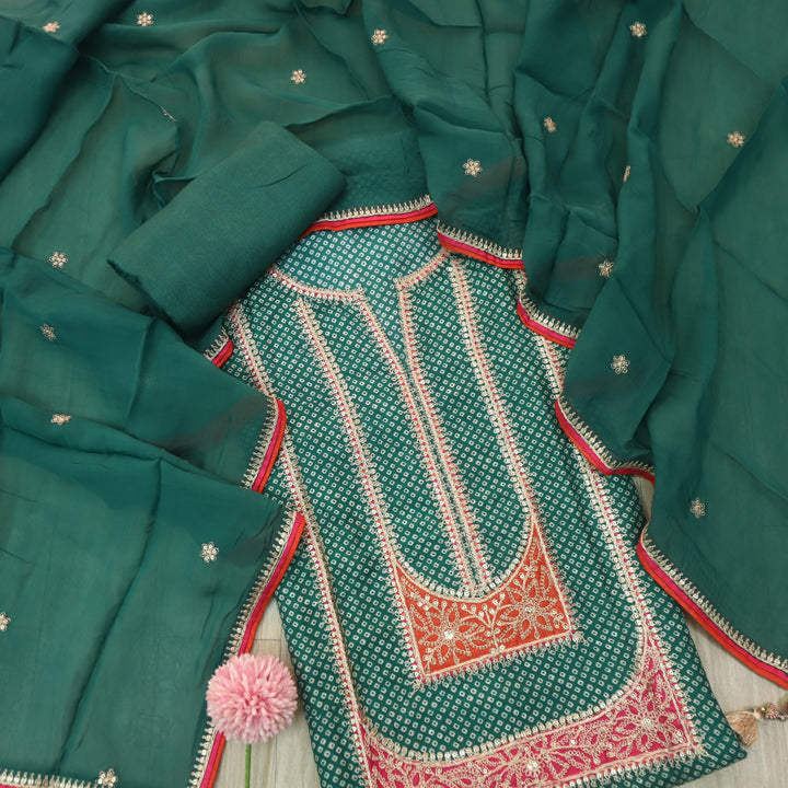 Manzeel Emerald Green Zari Work Neck Bandani Printed Muslin Suit Set