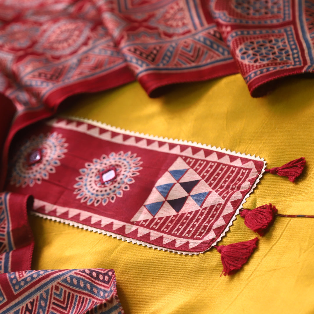 Haniya Mustard Yellow Mirror Patch Work Mashru Silk Top with Stole Dupatta