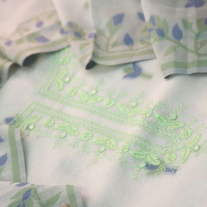 Faasla Leaf Green Thread Embroidered Neck Work amdani Weaved Suit Set