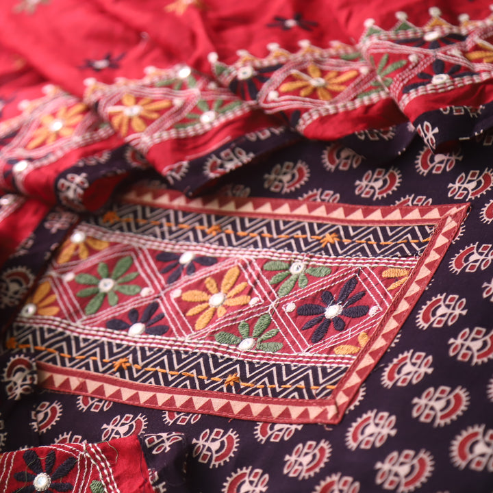 Pardesiya Coil Black Kutch Patch Neck Work Cotton Suit Set