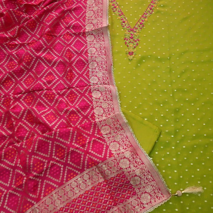 Quinaat Grass Green Hand Embroidery V Neck Work Brocade Organza Suit Set