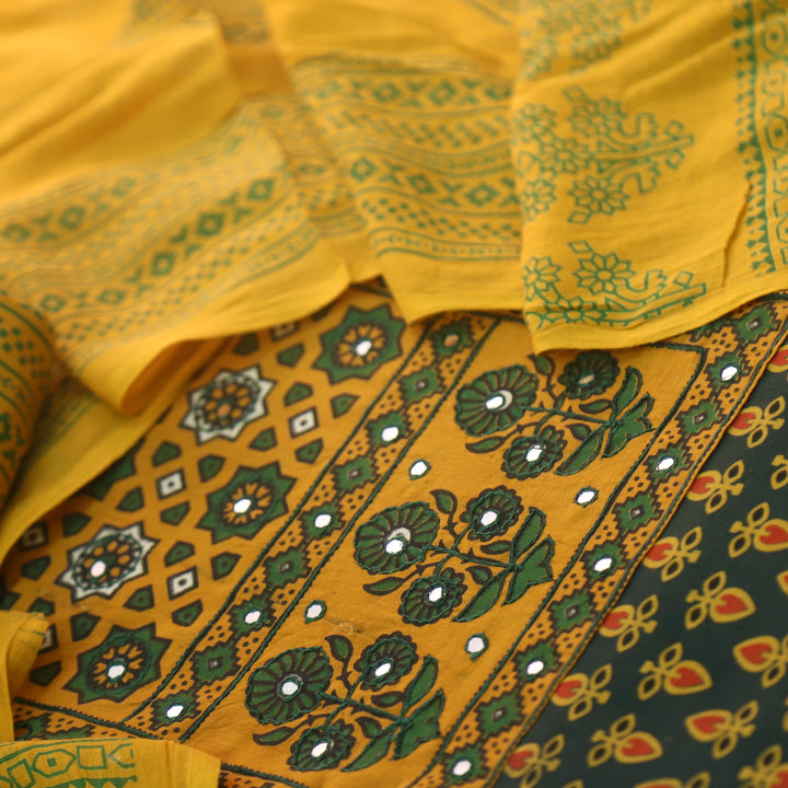 Sanak Grass Green Mirror Work Neck Ajrak Printed Cotton Suit Set D2