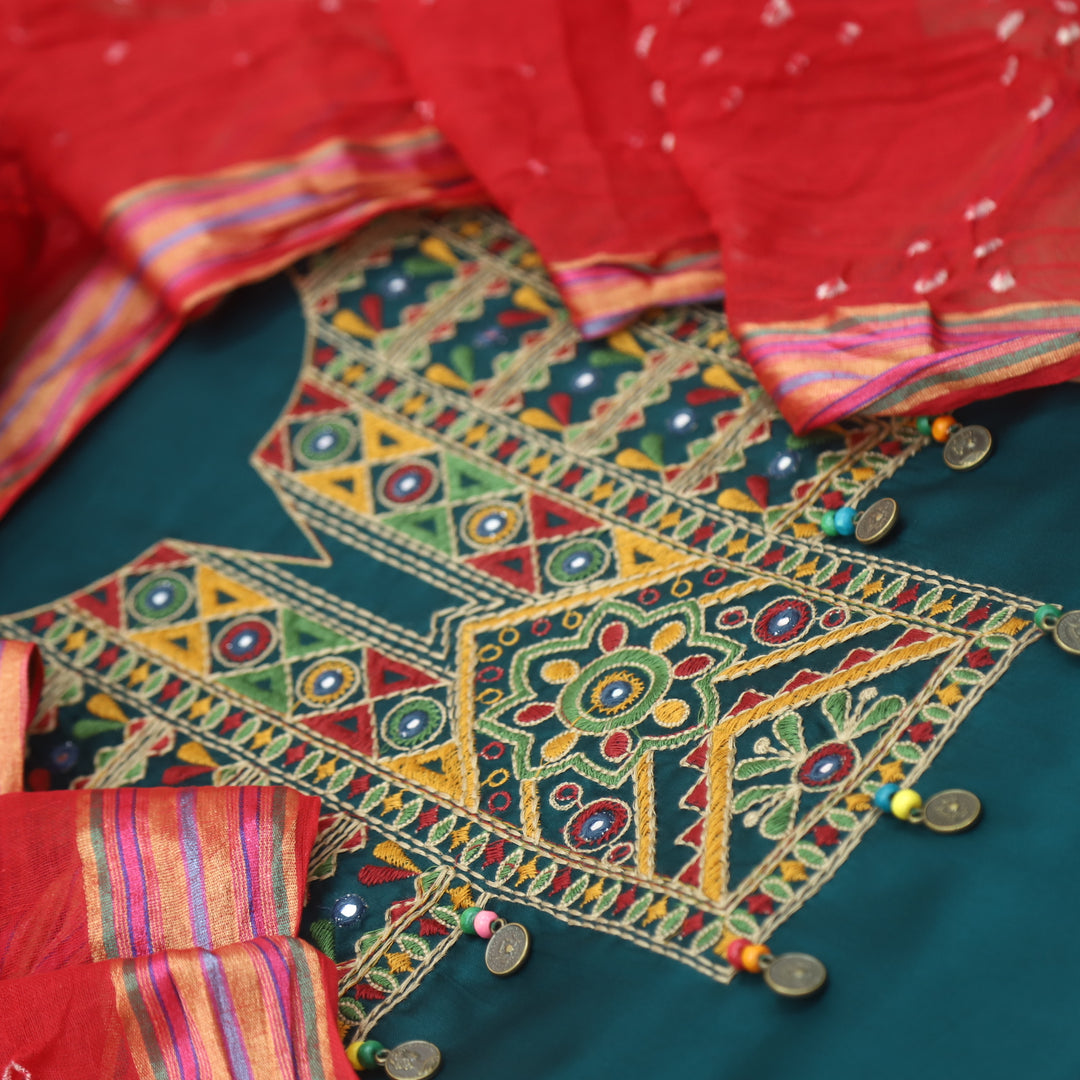 Hairat Sapphire Teal Thread Embroidered Neck Work Jam Cotton Suit Set