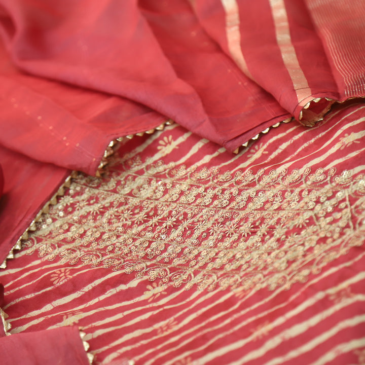 Sajna Berry Pink Embellish Zari Neck Leheriya Print Modal Suit Set