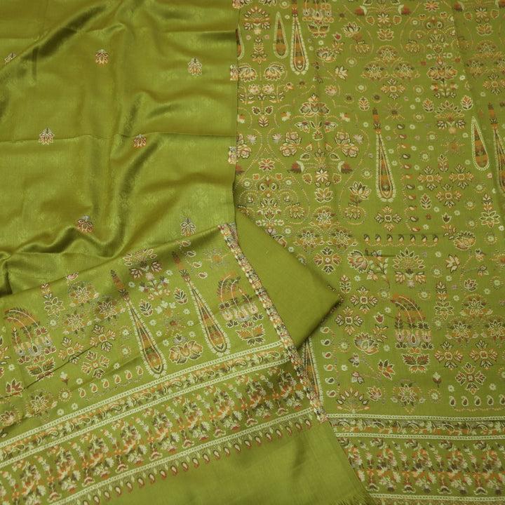 मोहिनी Grass Green All Over Thread Weaved Work Semi Pashmina Winter Set