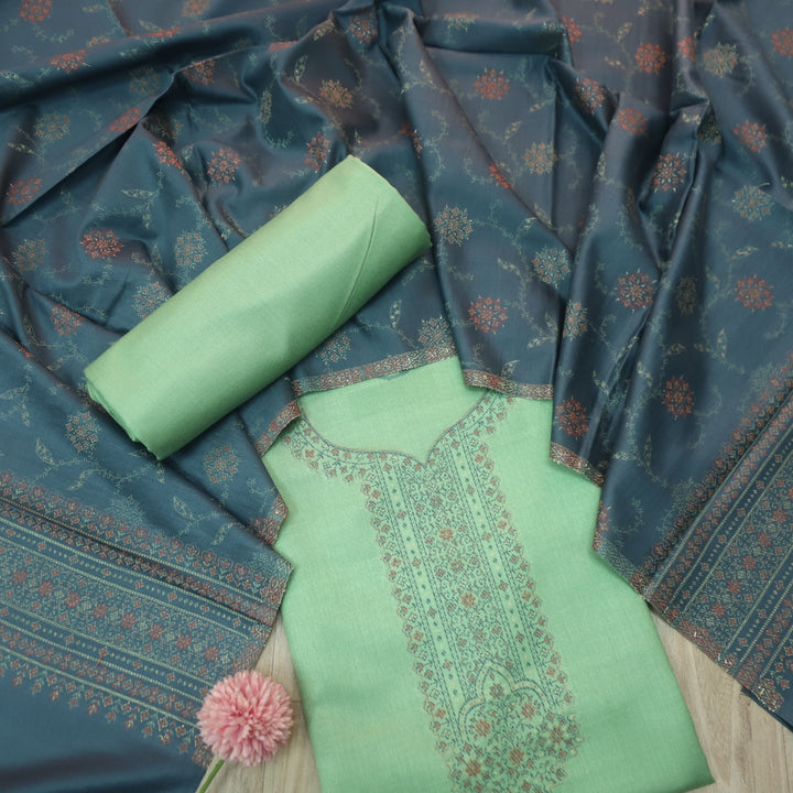 सुहानी Mint Green Thread Weaved Neck Work Semi Pashmina Winter Set