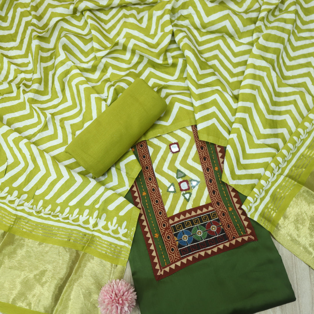 Kinaari Grass Green Mirror in Leheriya Print Patch Glazed Cotton Suit Set