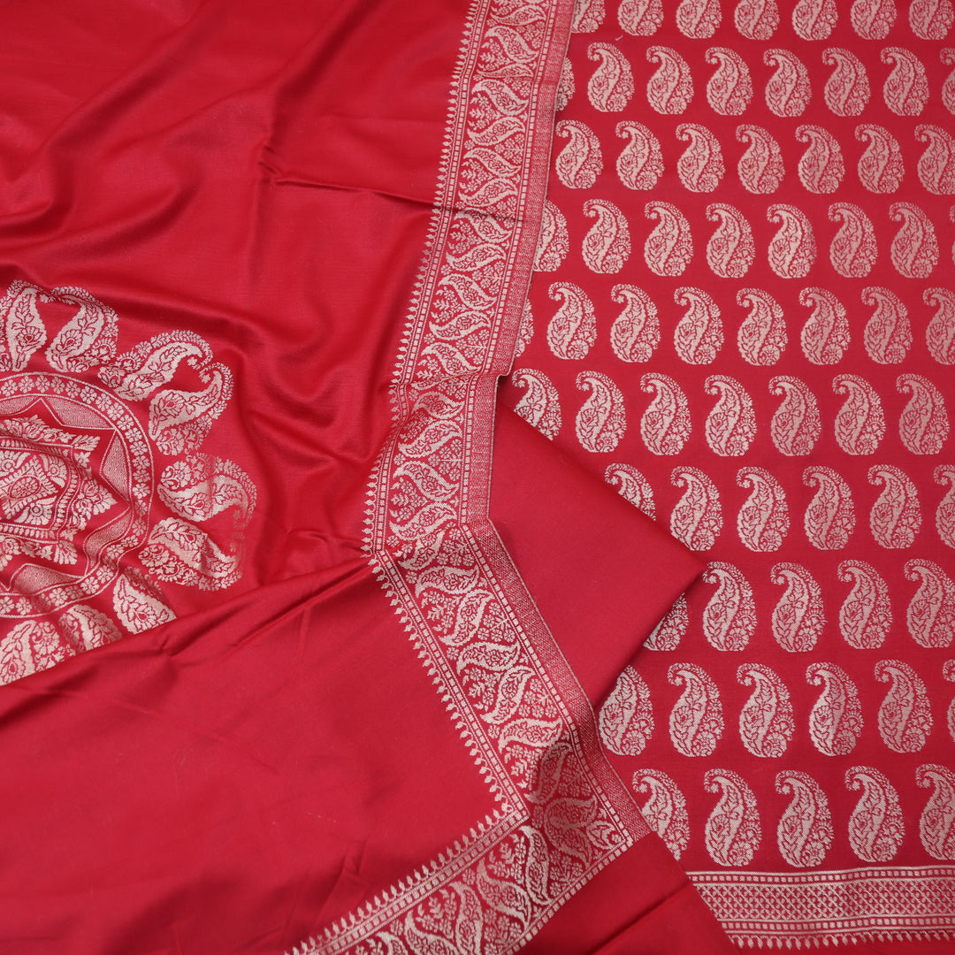 परछाई Hot PInk All Over Zari Weaved Semi Pashmina Winter Set