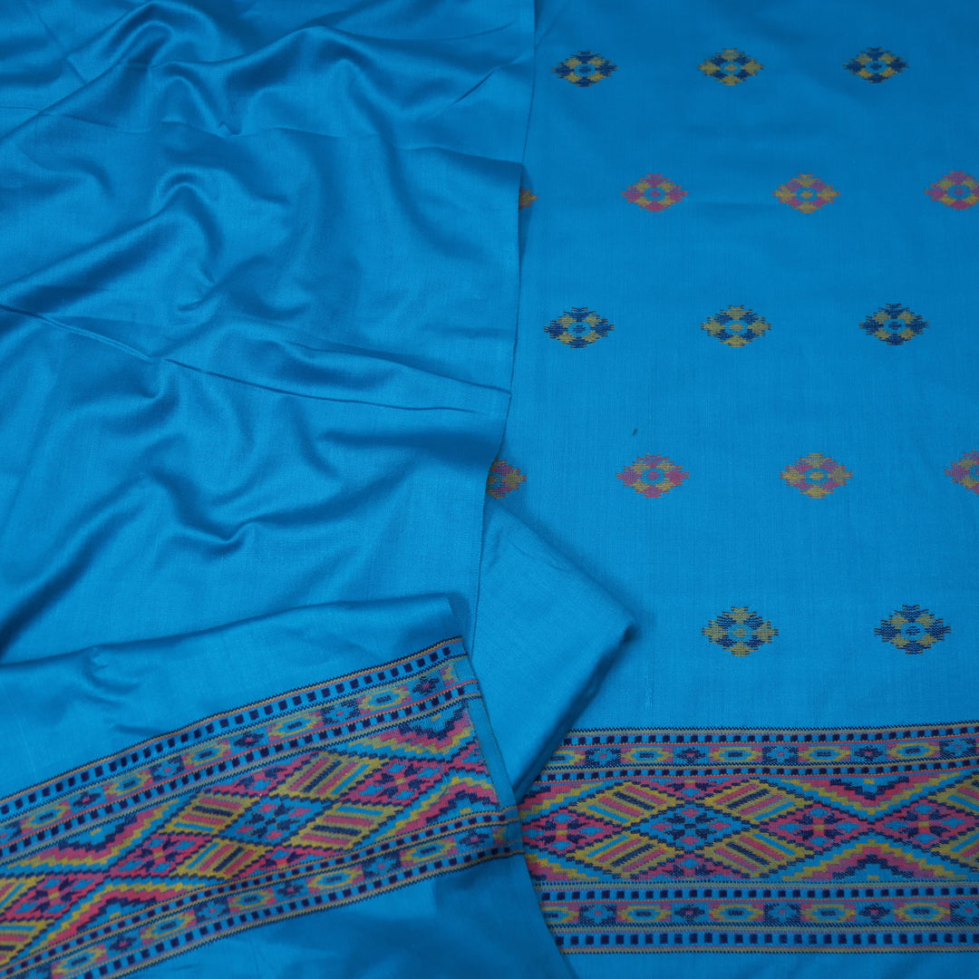 बेगमजान Space Blue Kullu Thread Weaved Hem Semi Pashmina Winter Suit Set