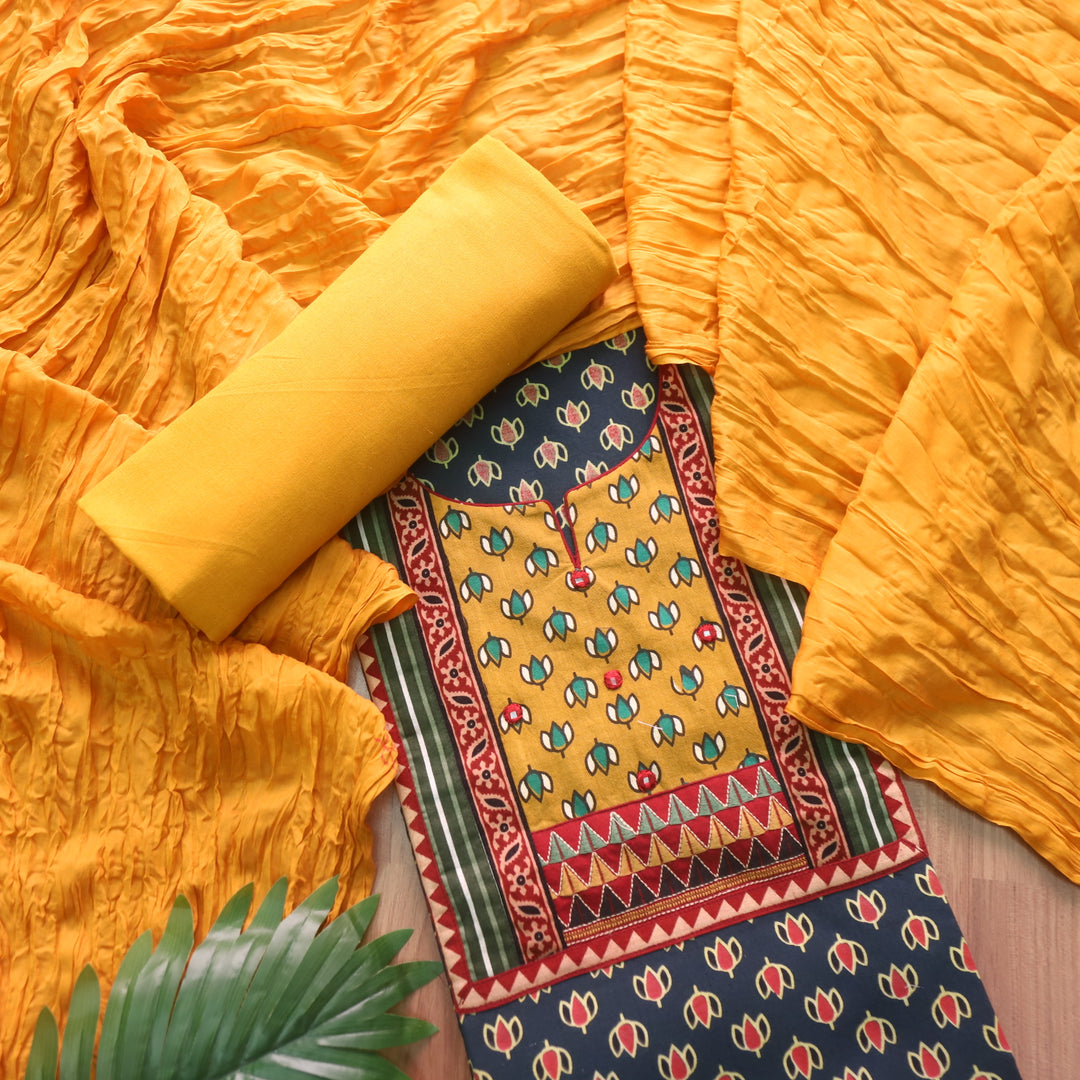 Sufna Pine Green Lotus Printed Kutch Patch Neck Work Cotton Suit Set