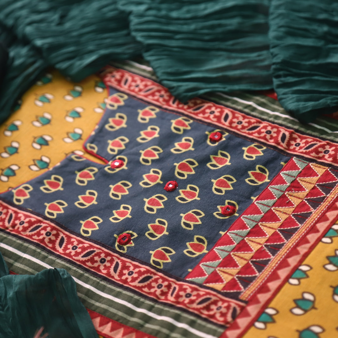 Sufna Canary Yellow Lotus Printed Kutch Patch Neck Work Cotton Suit Set
