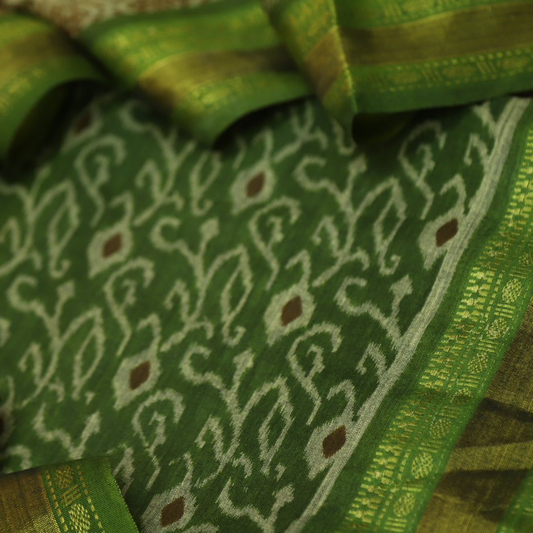 Haniya Leaf Green Printed with Mangalgiri Hem Work Cotton Suit Set