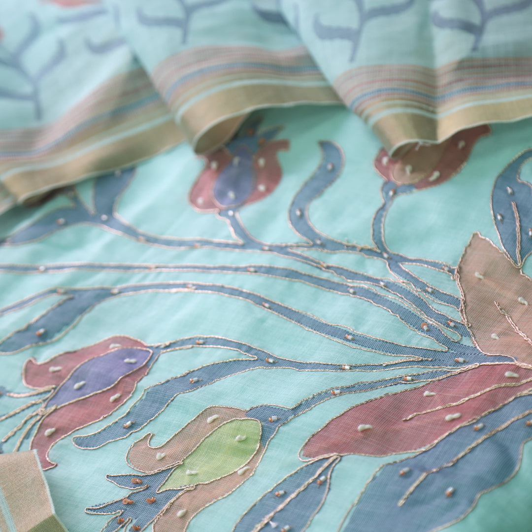 Kaasvi Aqua Blue Floral Print with French Knot and Zari Work Cotton Linen Set