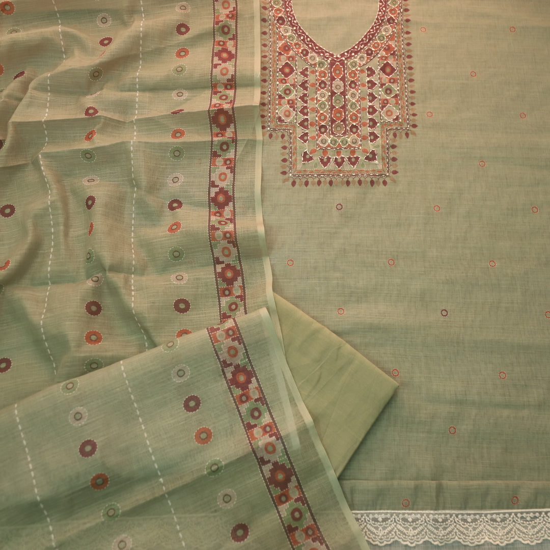 Sufnaa Soil Green Digital Printed with kantha Neck Work Cotton Linen Set