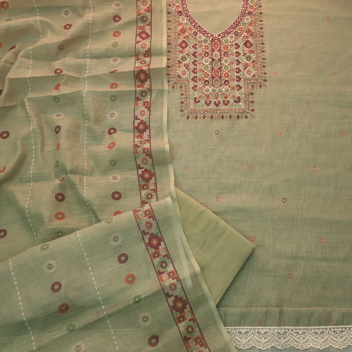 Sufnaa Soil Green Digital Printed with kantha Neck Work Cotton Linen Set