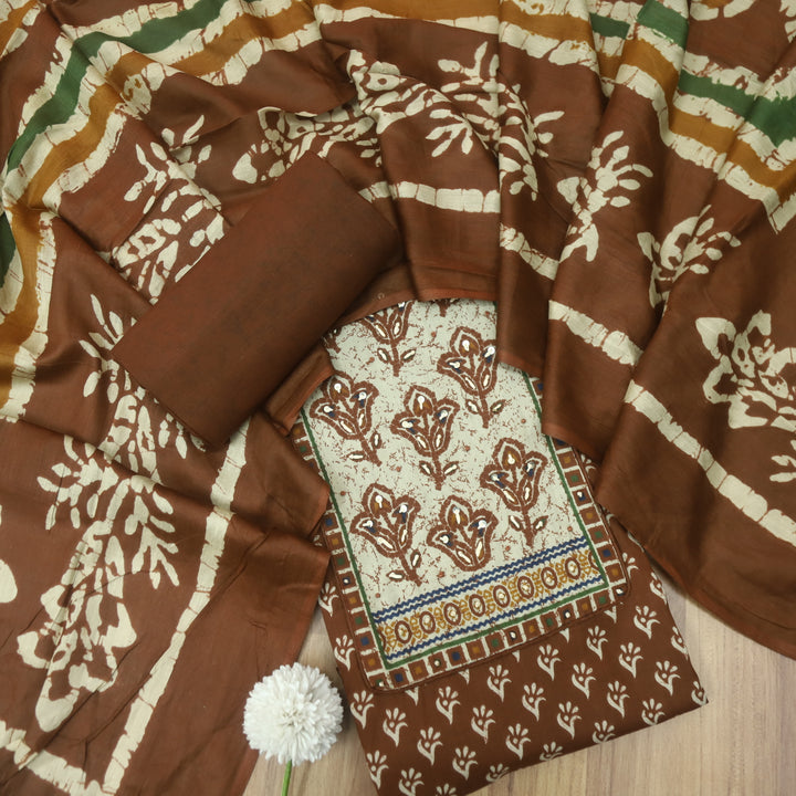 Ravaniya Coffee Brown Kantha Work Patch Neck Work Printed Cotton Suit Set