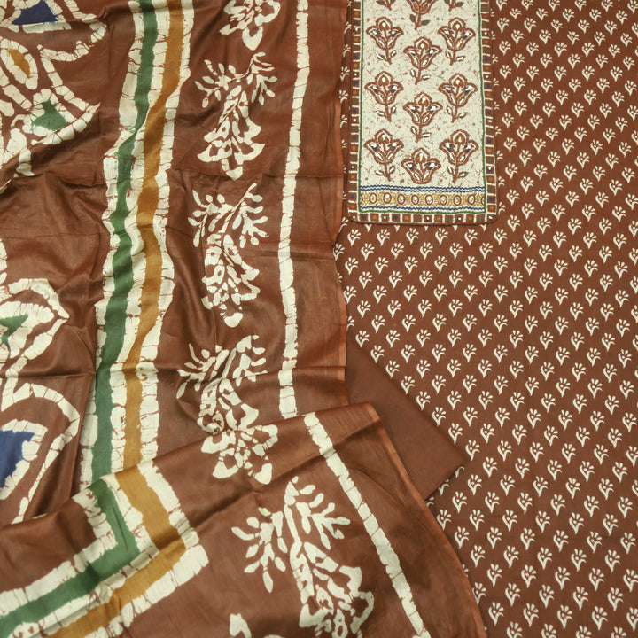 Ravaniya Coffee Brown Kantha Work Patch Neck Work Printed Cotton Suit Set