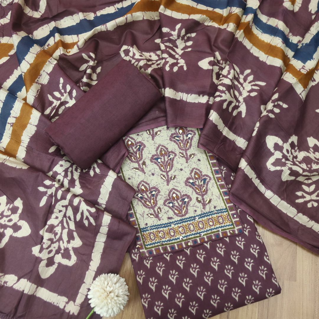 Ravaniya Berry Purple Kantha Work Patch Neck Work Printed Cotton Suit Set