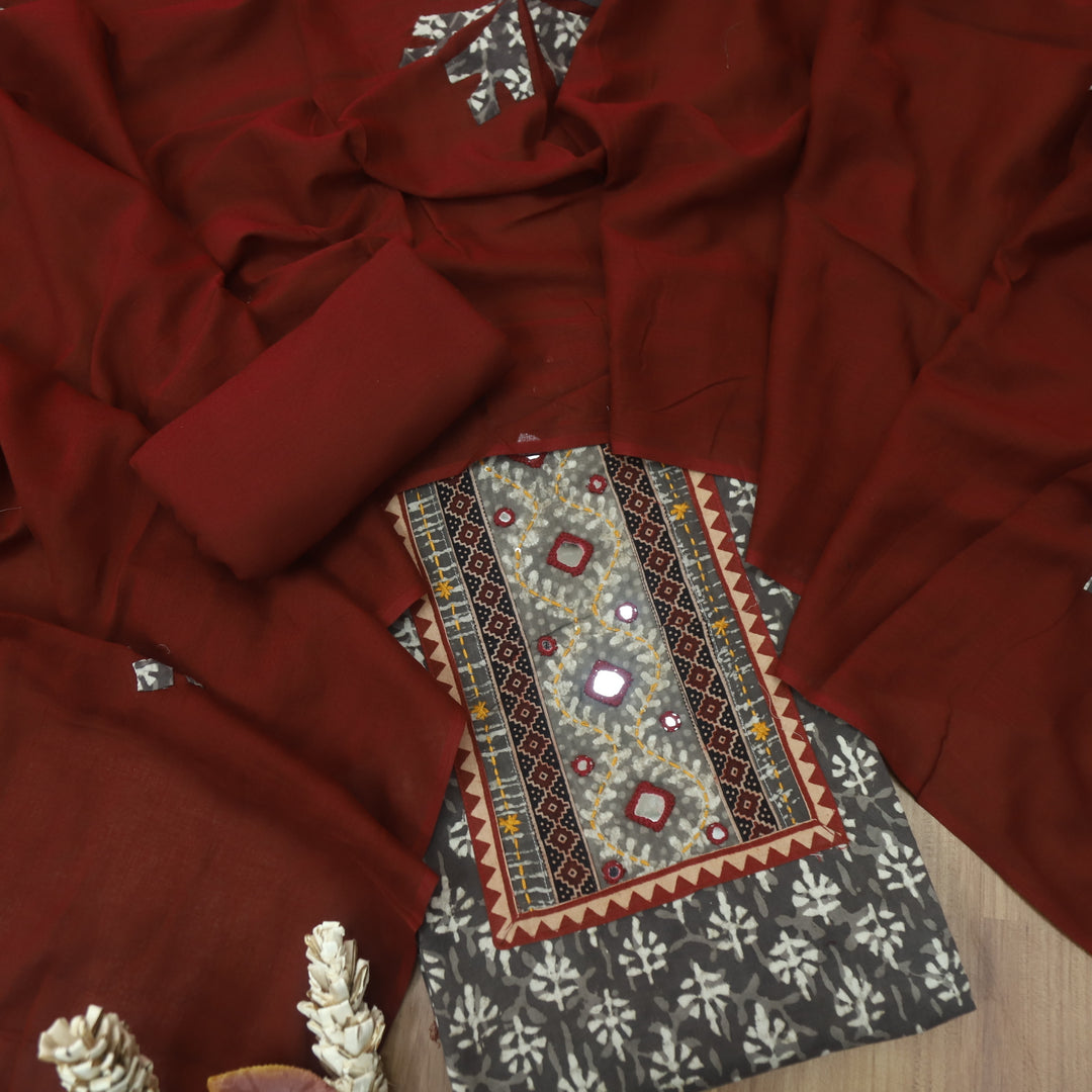 Kakaswi Frappe Tan Kutch Neck Work Printed Cotton Suit Set D2