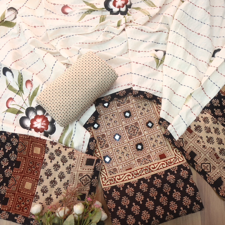 Tanhaa Oil Black Mirror Neck Kutch Patch In Ajrak Print Cotton Suit Set