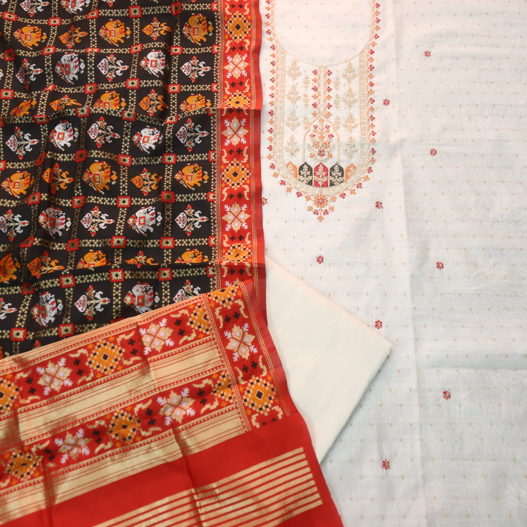 Roheen Pearl White Zari Embellished Neck with Zari Weaved Chanderi Suit Set
