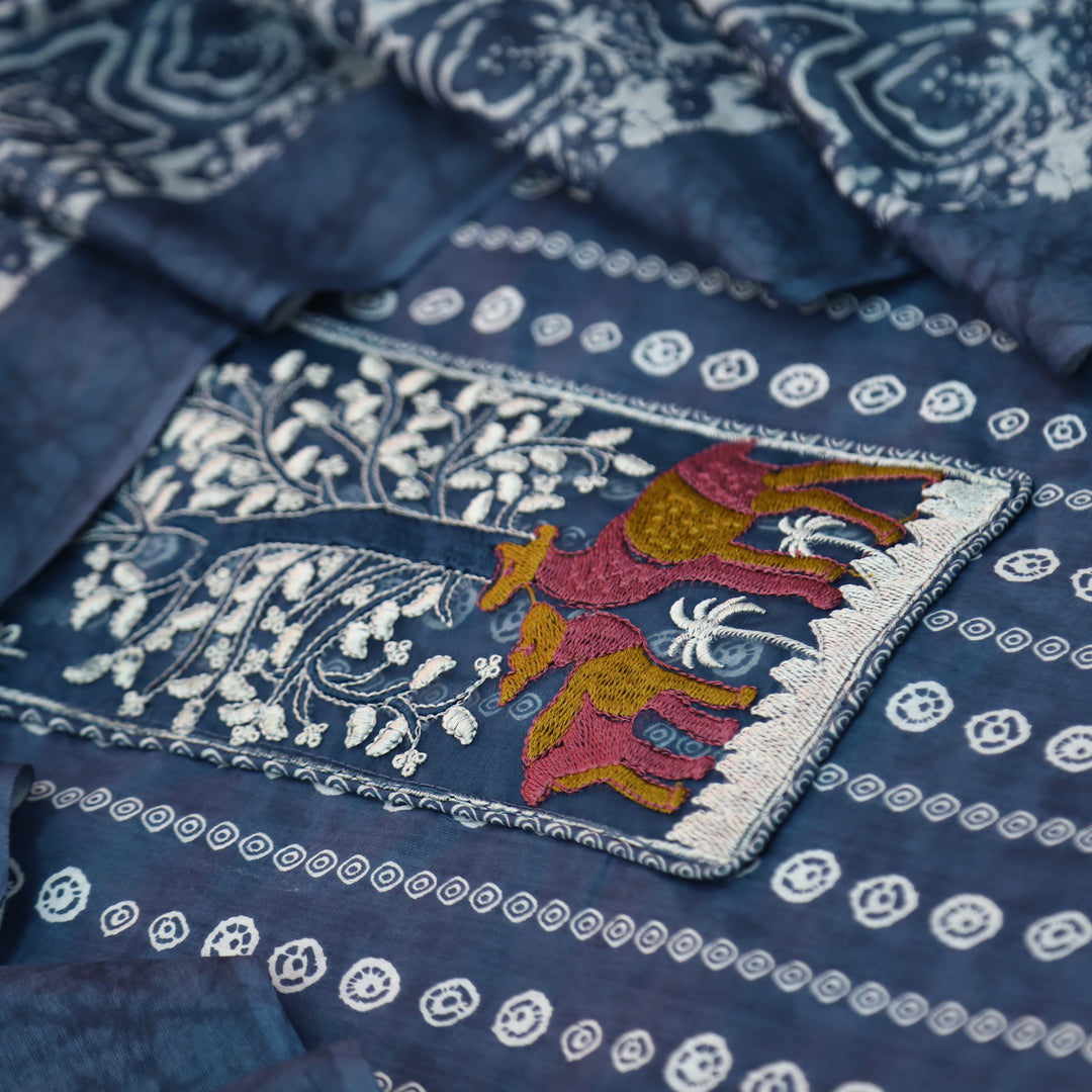 Saajna Royal Blue Organza Deer Embroidery Patch Printed Cotton Suit Set