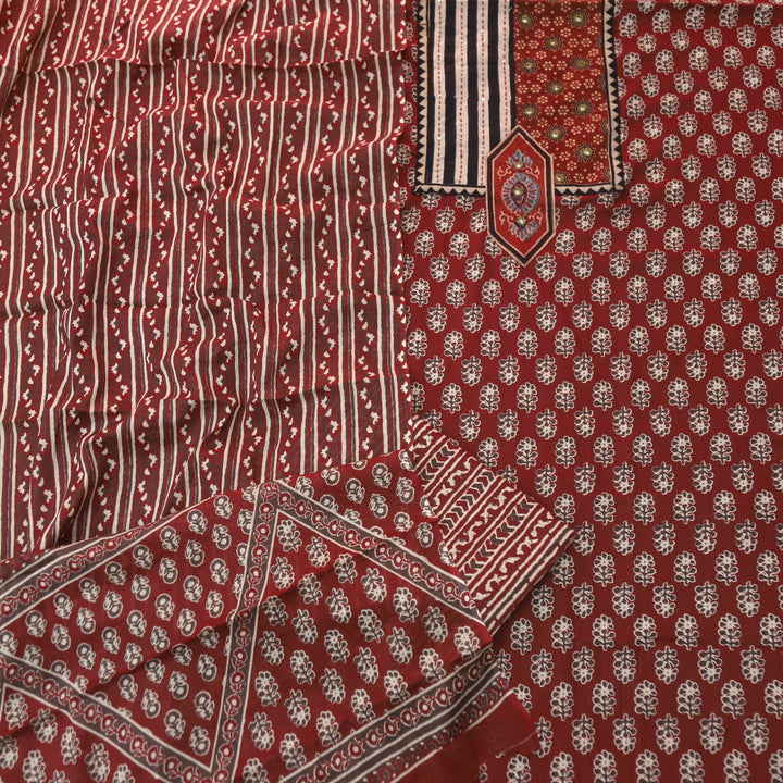 Gulabraas Maroon Red Patches with Kantha and Mirror Work Ajrak Cotton Set-D1