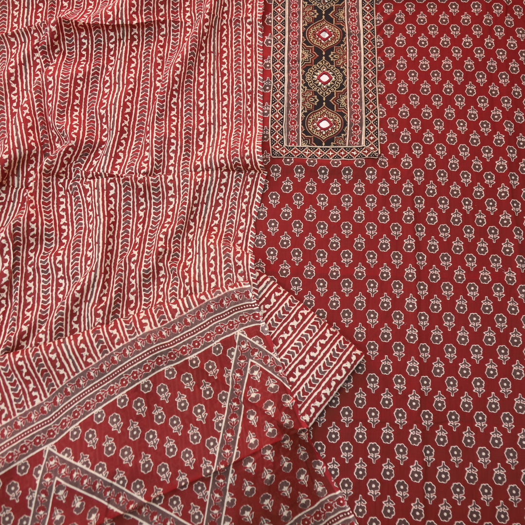 Gulabraas Maroon Red Patches with Kantha and Mirror Work Ajrak Cotton Set-D2