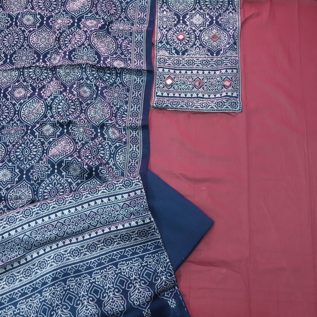 शर्बत Berry Khatta Mauve with Blue Mashru Patch with Mirror Glazed Cotton Suit Set