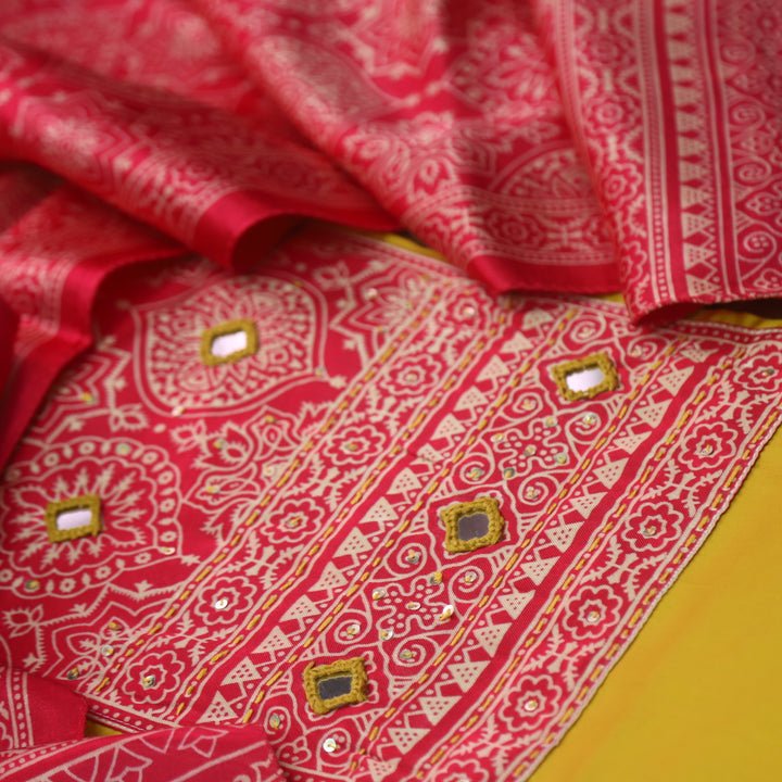 शर्बत Mango Kesar Yellow with Pink Mashru Patch with Mirror Glazed Cotton Suit Set