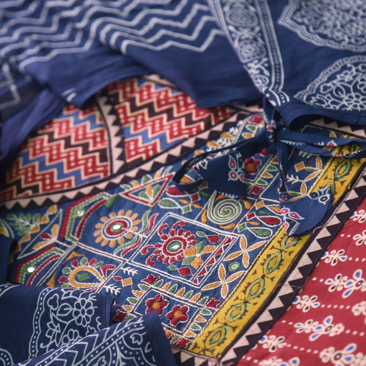 Sajjni Berry Red Angrakha Neck with Kutch Work Ajrak Print Cotton Suit Set