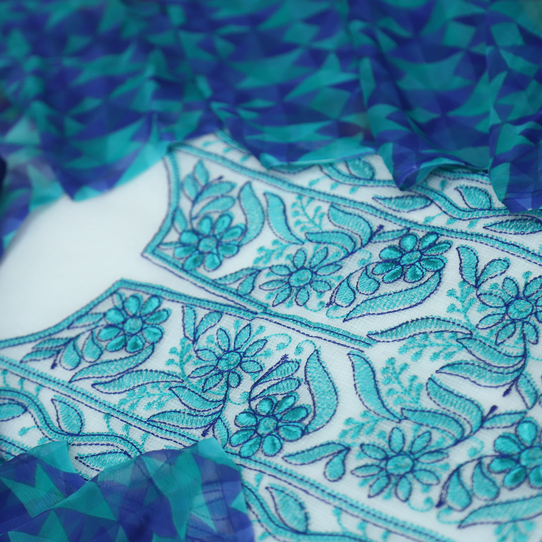 Sadhi White with Blue Thread Embroidered Neck with All Over Buti Kota Doriya Set