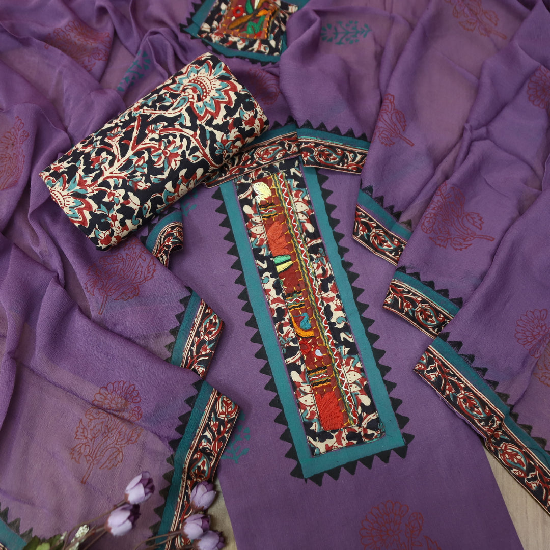 Mayaroop Maupe Purple Embriodered Patch on Neck in Block Print Cotton Suit Set