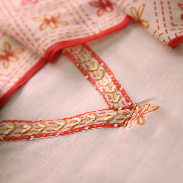 Avisha Podwer White V Neck Kantha Embroidery Work Chanderi Suit Set