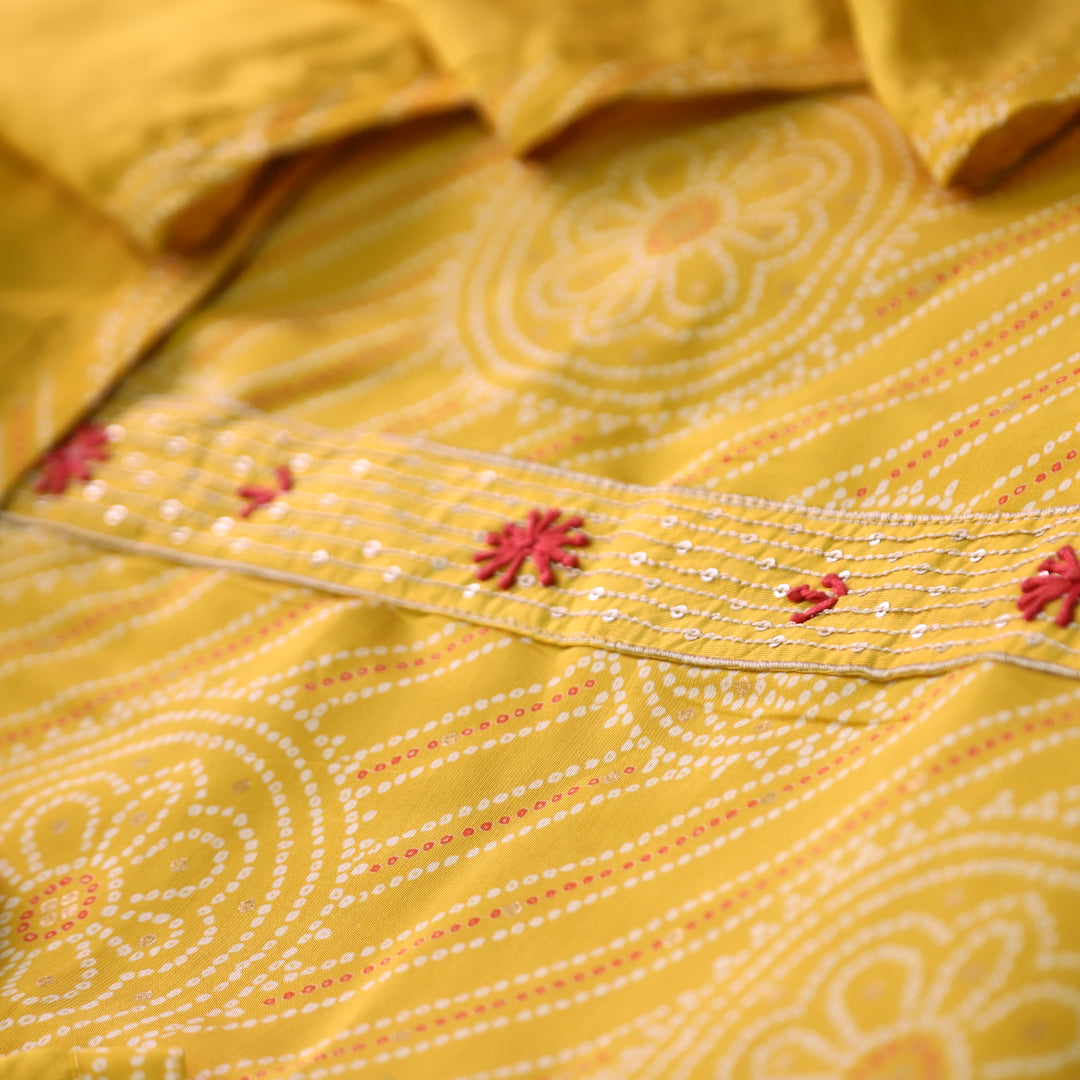 Sajna Custard Yellow Thread Work Patch Neck in bandhani Printed Modal Suit Set