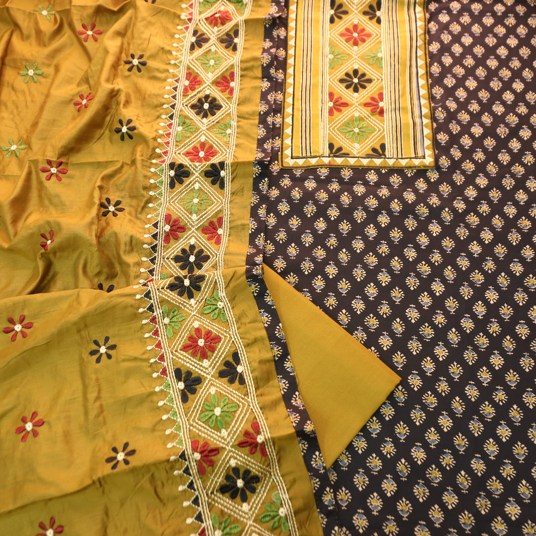 Roshni Ebony Black Kutch Thread Embroidered Yoke on Ajrak Printed Cotton Suit Set