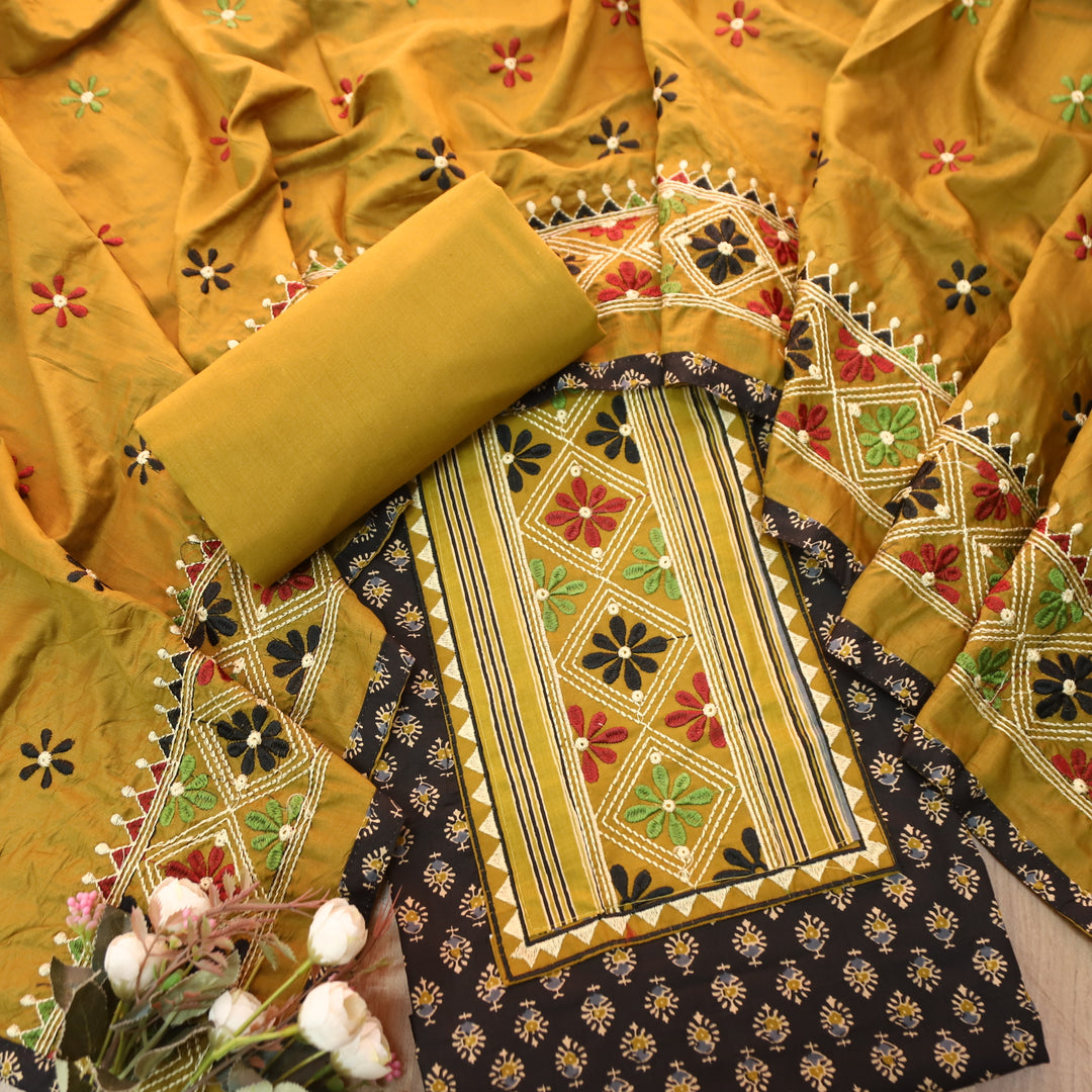 Roshni Ebony Black Kutch Thread Embroidered Yoke on Ajrak Printed Cotton Suit Set