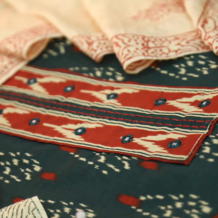 Suroor Faded Black Ikkat Print Patch with Mirror in Ikkat Print Cotton Suit Set