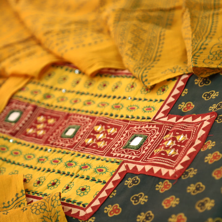 Suhani Pine Green Mirror Neck Work Yoke in Ajrak Printed Cotton Suit Set-D1