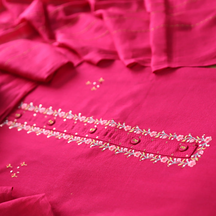 Soniya Rani Pink Thread Work Neck with Button Detailing Cotton Suit Set