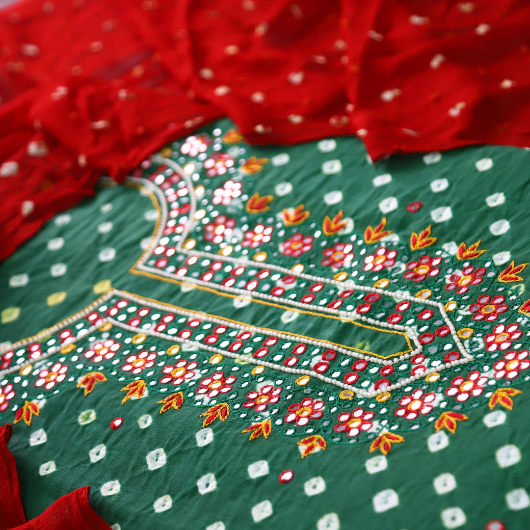 Jhanvi Sac. Green Embellish Neckline in All Over Authentic Bandhej Work Cotton Set