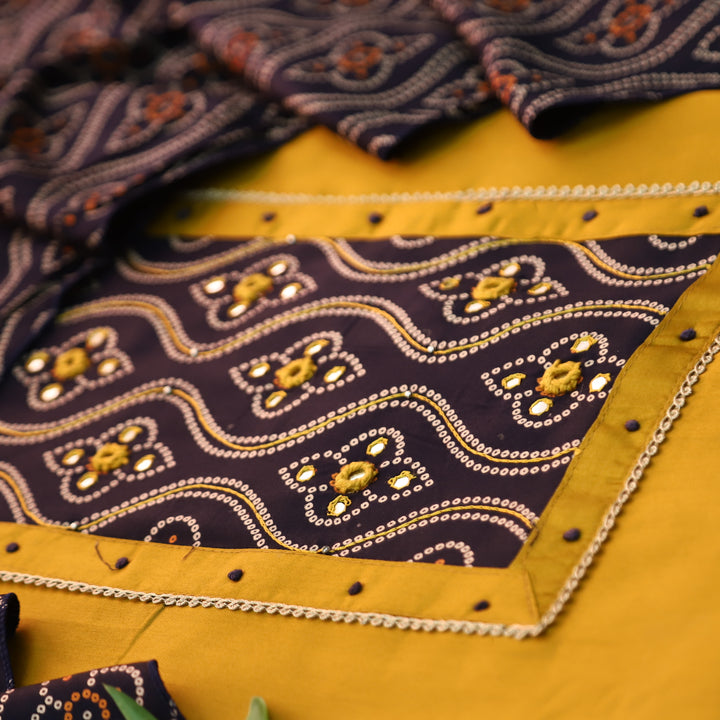 Gajgamini Turmeric Yellow Mirror with Bandhani Print Mashru Patch Glazed Cotton Set