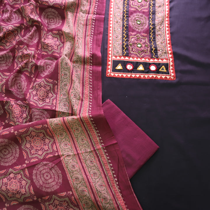 Paalki Ebony Black Mirror and Thread Work with Ajrak Printed Yoke in Glazed Cotton Set