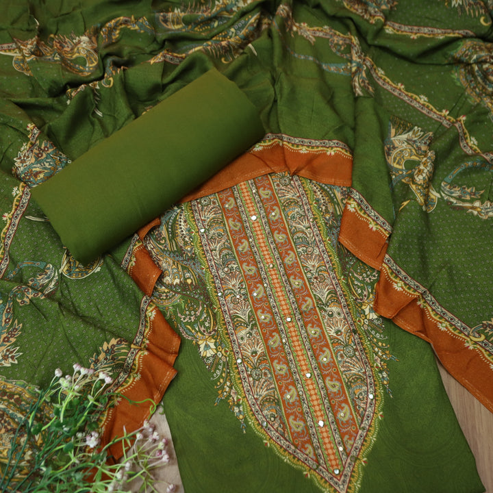 Garj Grass Green Patra Detailing in Digital Printed Semi Pashmina Winter Suit Set
